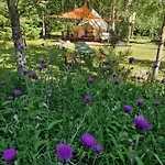 Luxury tent Glamping Lesny Duch
