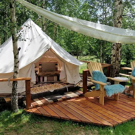Glamping Lesny Duch אוהל מפואר *